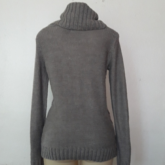 SALE💥$11 Forever 21: Sweater - Picture 4 of 5